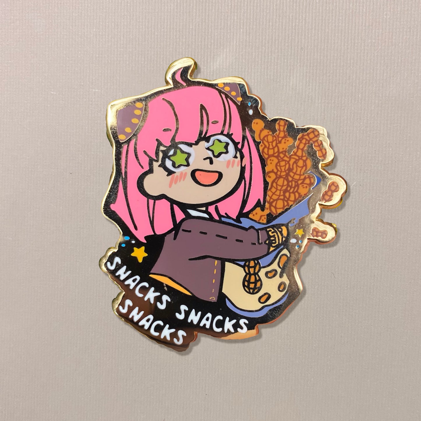 Spy Fam Anya Gold & BN Plated Pin!